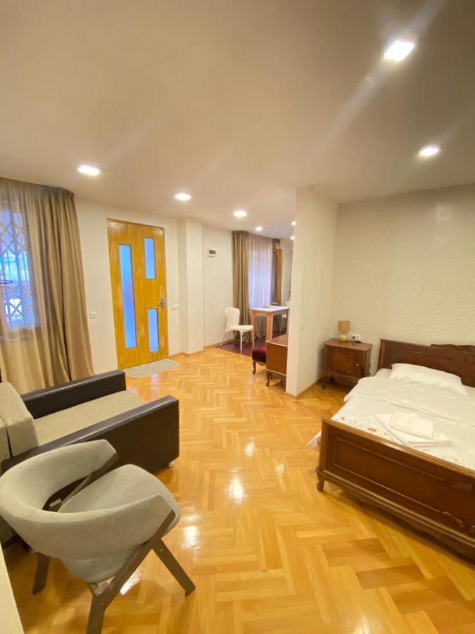 K&N Guesthouse Tbilisi Exterior photo