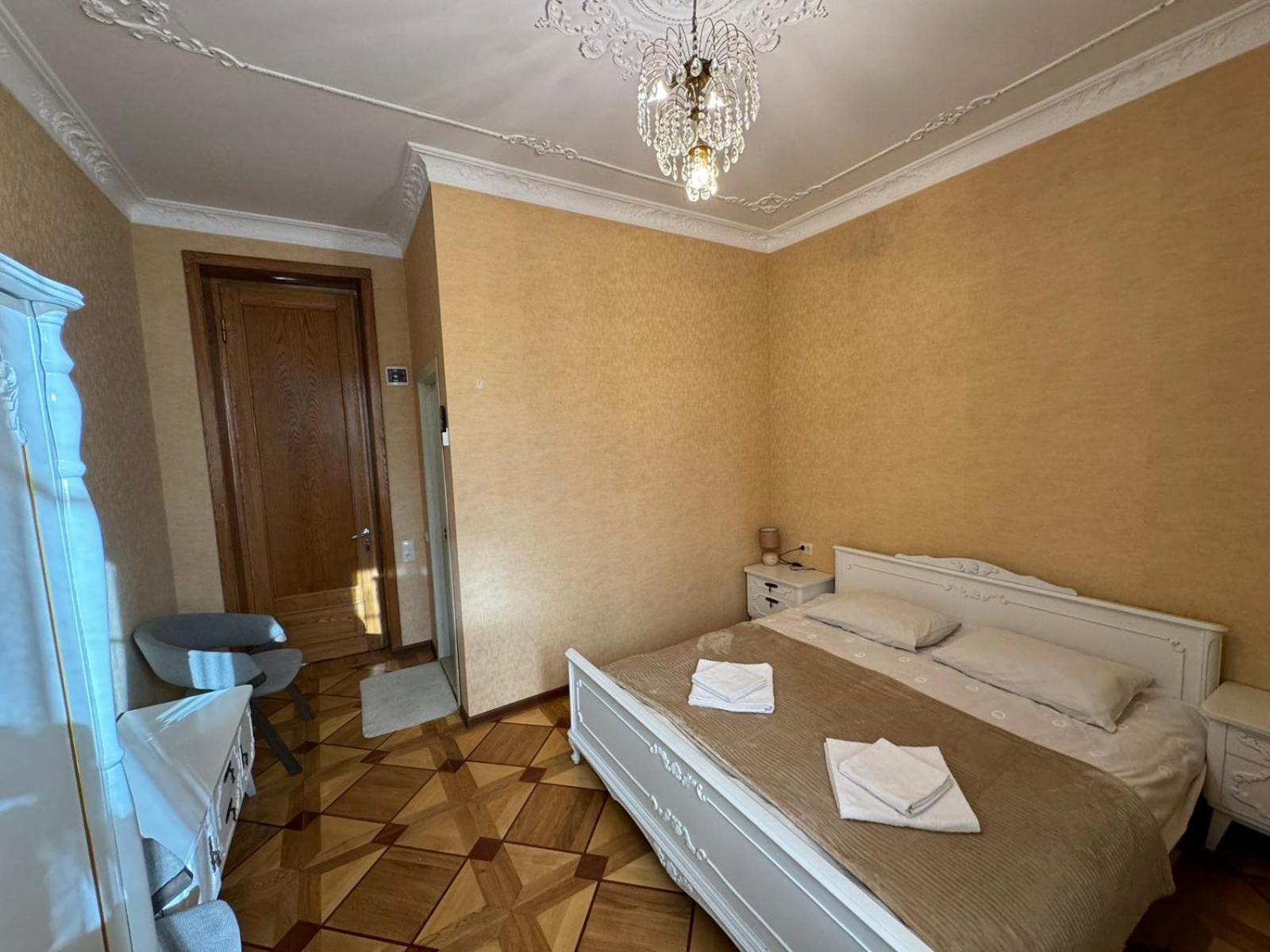 K&N Guesthouse Tbilisi Exterior photo