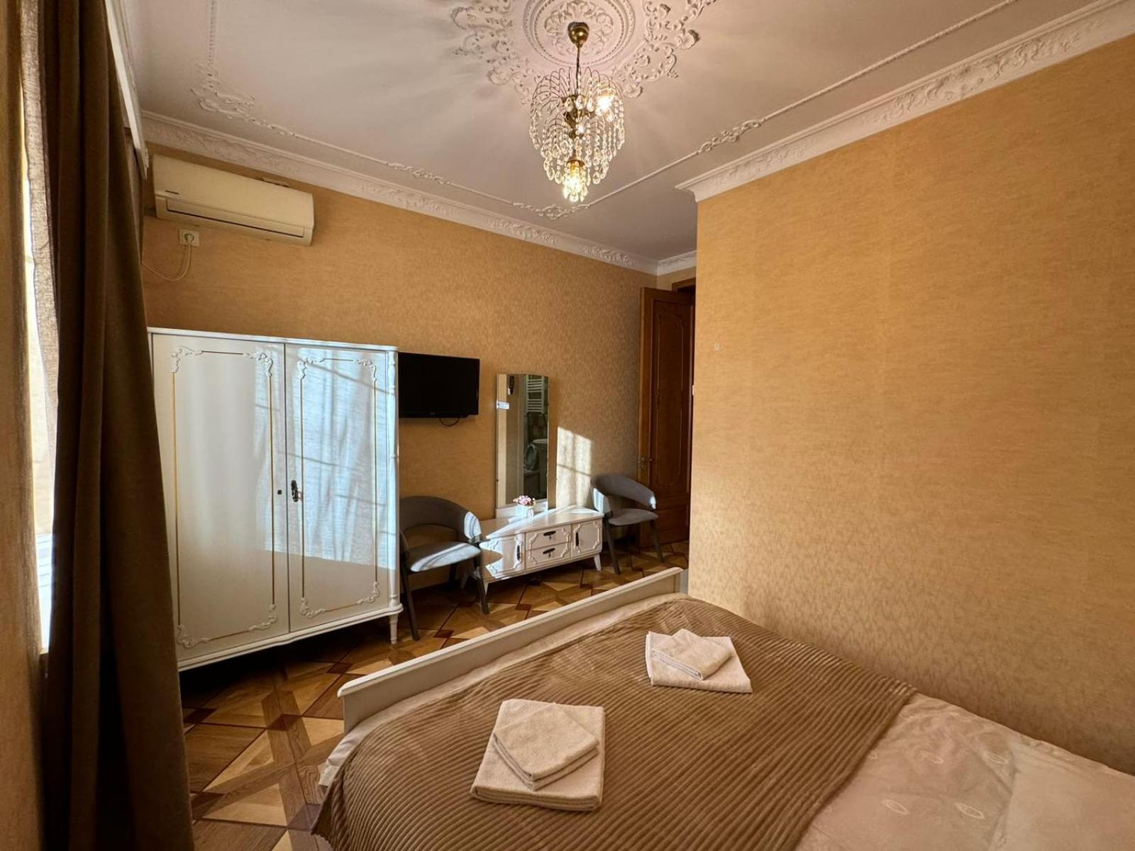 K&N Guesthouse Tbilisi Exterior photo