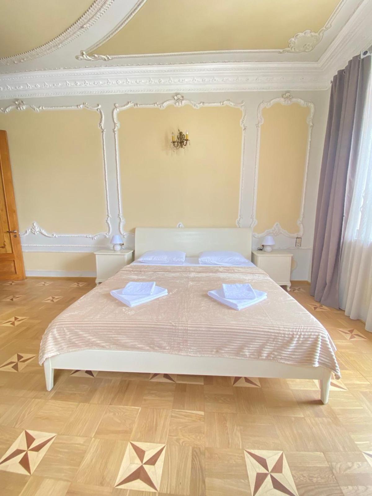 K&N Guesthouse Tbilisi Exterior photo