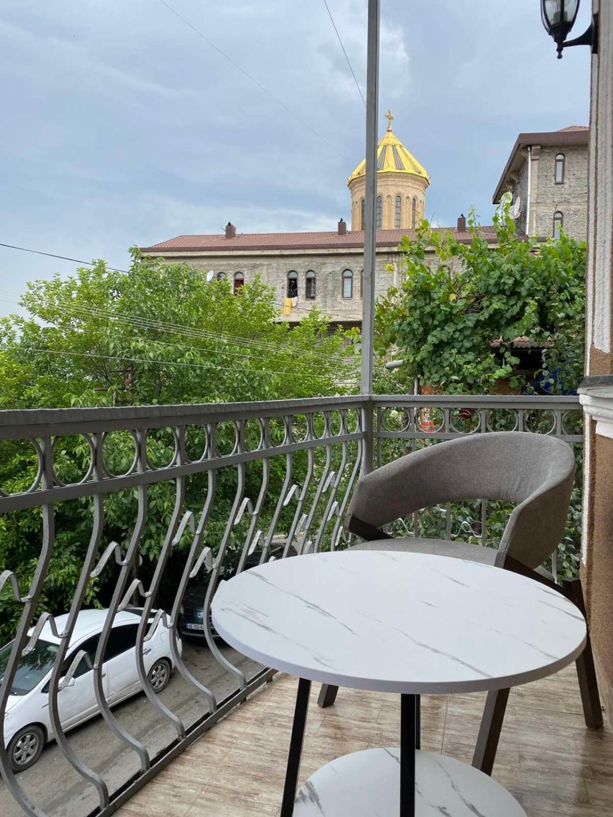 K&N Guesthouse Tbilisi Exterior photo